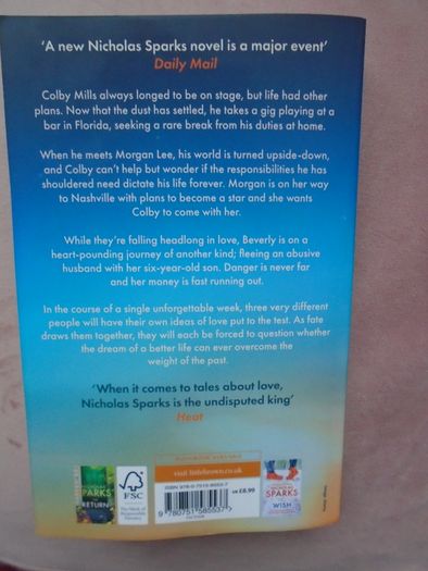 Paperback book, Fiction, Book,Dreamland, Nicholas Sparks