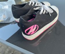 Heelys X2 size 4 (EUR 36.5)