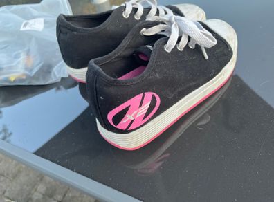 Heelys X2 size 4 (EUR 36.5)