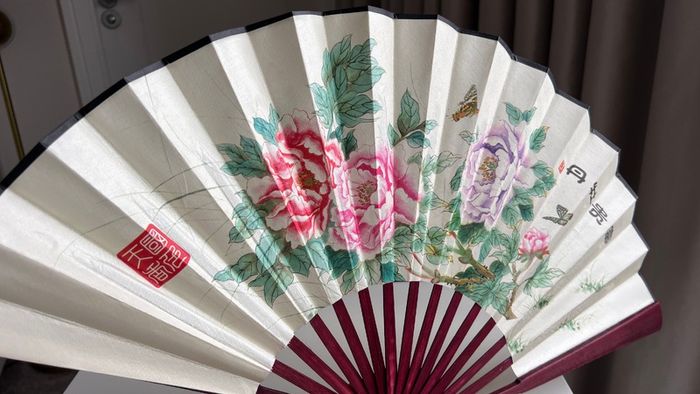 Large Vietnamese Style Bamboo Folding Silk Fan, 2pcs