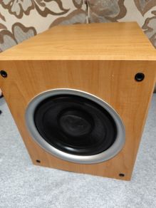 M-audio W320 100 Watts active subwoofer