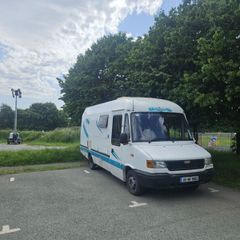 Camper