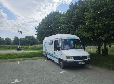 Camper