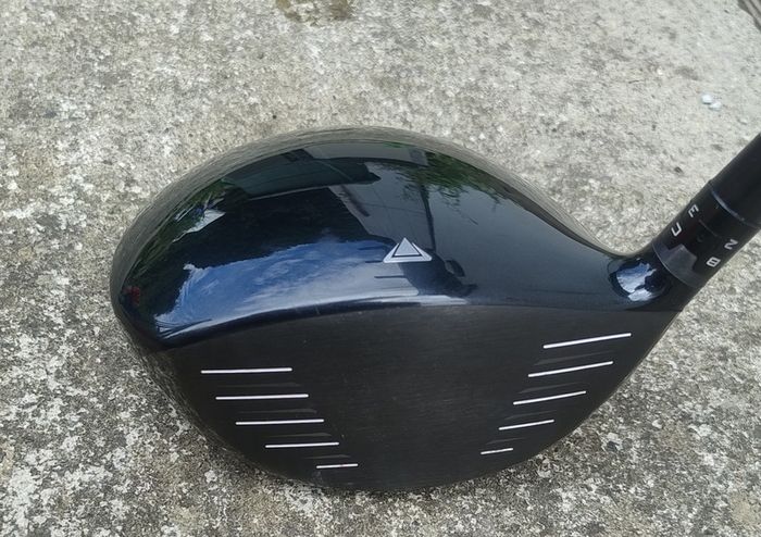 Titleist 915D2 9.5 deg Driver