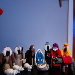Nativity Knitted Crib 14 Pieces