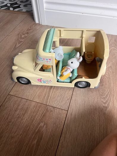 Sylvanian Campervan