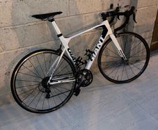 Giant tcr advanced carbon road bike