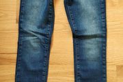 Women's skinny jeans