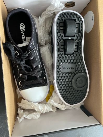 Heelys size 1 with the box