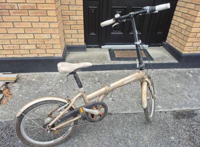 Folding Bicycle   - Read Description