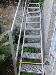 Access steps
