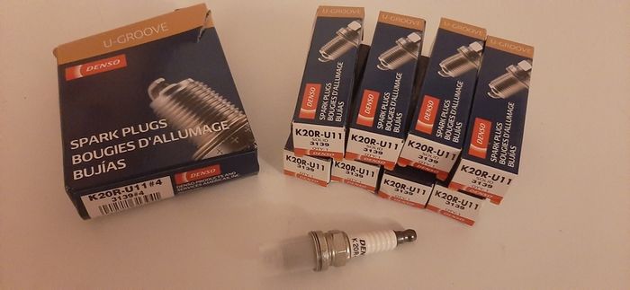 SparK Plugs : Denso K20-U11 3139