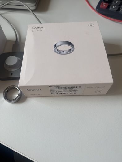 Oura ring 4