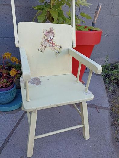 Vintage baby chair