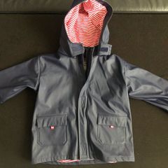 Rain coat