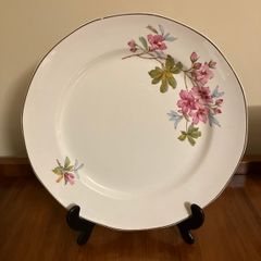 Gilt edge Royal Tudor Ware Dinner Plate