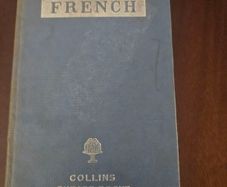 1958  Collins French Phrase Book. Hardback In Good Condition.  See Photos For Same.