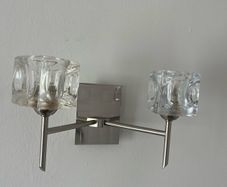 X2 small wall lights x1 ceiling light