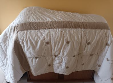Double Bed Throw/ Bedspread
