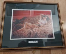 Autographed Jane Russell 10x8 Photo Nicely Framed (Real Glass)  With COA