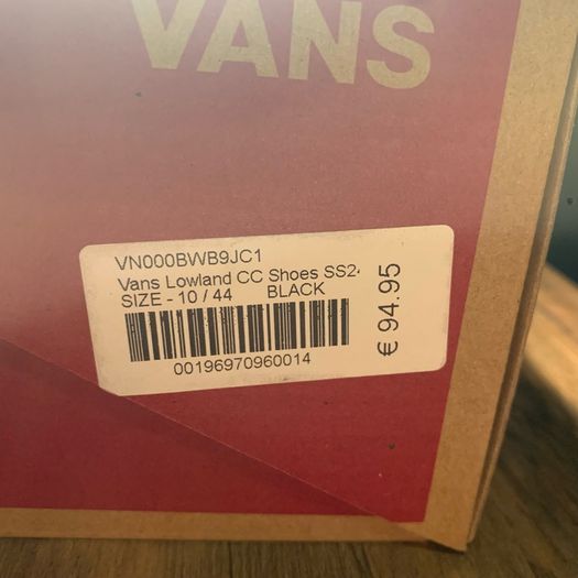 Vans Lowland