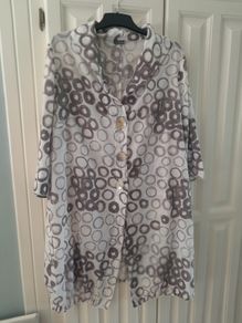 Verse  Coat