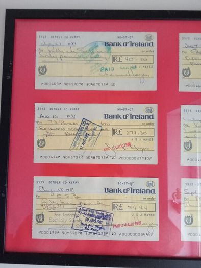 Vintage-Bank of Ireland-Cheques