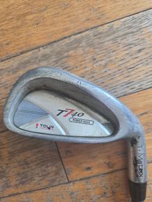 Golf club