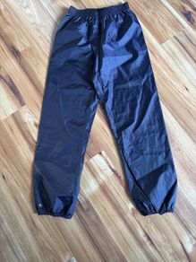 Decathlon navy wet gear bottoms brand new never worn! Age 10-11 years