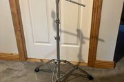 Roland cymbal boom stand