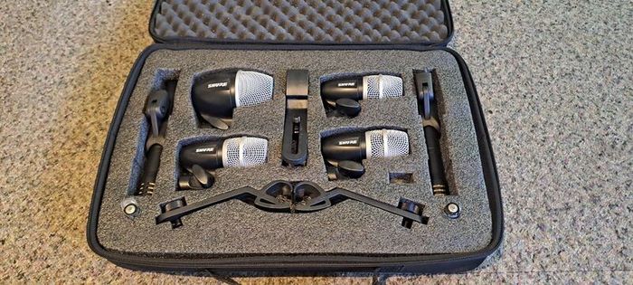 Shure PG 6 drum mic set with soft case