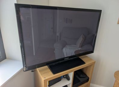 Samsung 42" Plasma TV