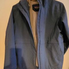 Ladies Patagonia Rain Jacket
