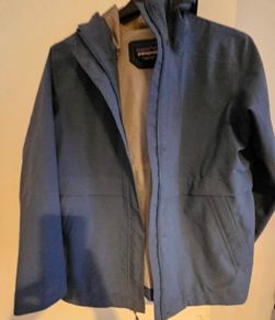 Ladies Patagonia Rain Jacket
