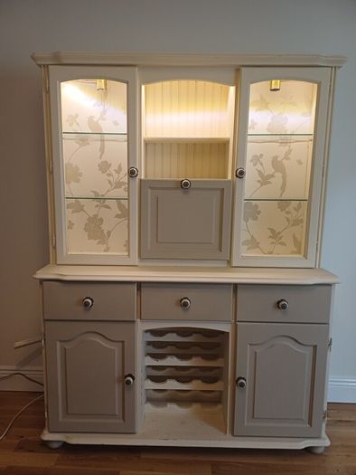 Display and Drinks Cabinet