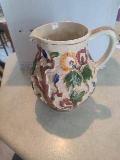 Beautiful H J Wood Relief Molded Vase, Vintage 1950s in Excellent Condition, Hand Painted, Indian Tree design, made in England