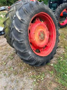 Fordson major wheels