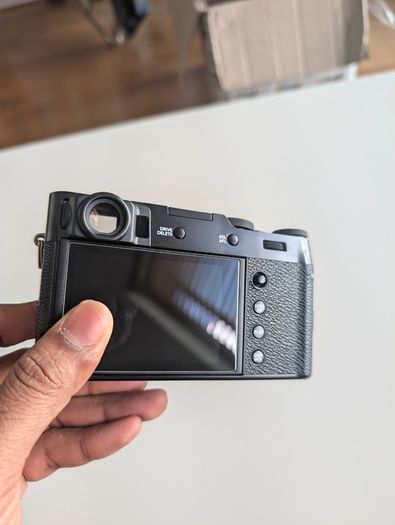 Fujifilm X100V