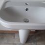 white sink Image 5
