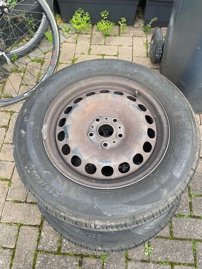 Set of 4 VW Steel Wheels with Tyres 215/60 R16 Excellent Condition