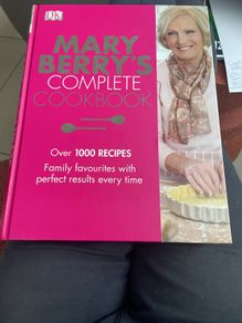 Mary Berry's Complete Cookbook hardback