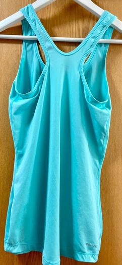 Woman's Nike Size Small Duo