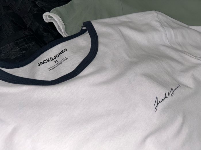 Jack & Jones set of FOUR cotton tee shirts all size Medium like new! Ringer & Polo