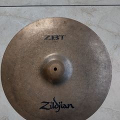 18" Zildjian crash cymbal.