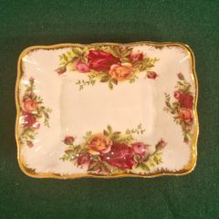 Old country roses rectangular dish