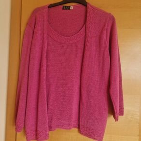 Pink all on one cardigan top size  18