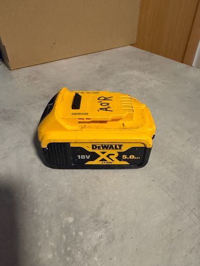Dewalt 5Amp Battery Great condition