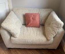 Snuggler seat