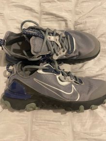 Boys Nike Reacts