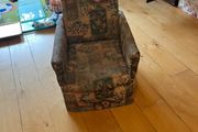 Small child's chair
